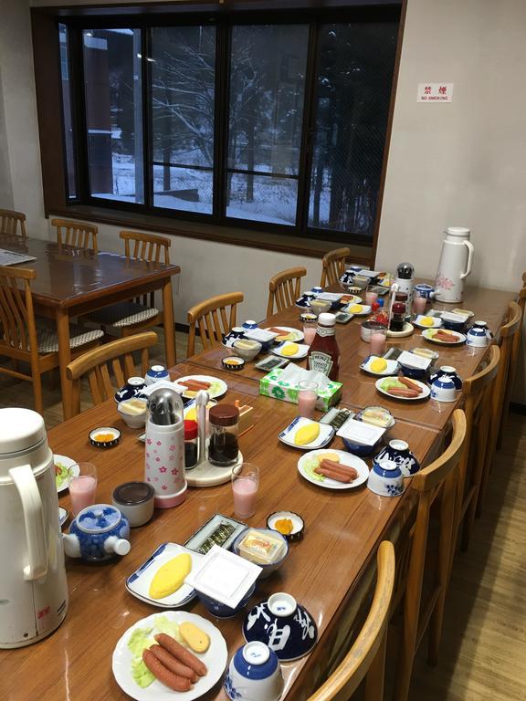 Onsen Minshuku Yutakaya Hotel Юзава Екстериор снимка